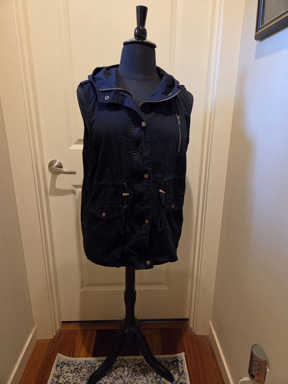 Zenana Outfitters Women's Hooded Utility Vest - Navy Blue